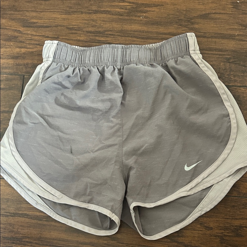 Nike Women's Gray Athletic Running Shorts with Light Trim